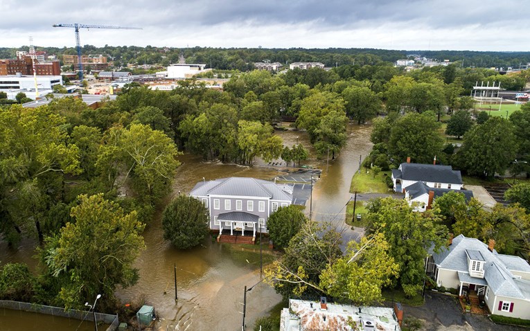 Poplave uzrokovane uraganom i dalje prijete Sjevernoj i Južnoj Karolini