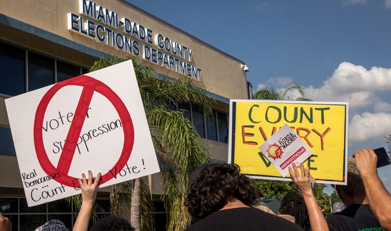Florida ide u ponovno prebrojavanje glasova, može li demokrat pobijediti?