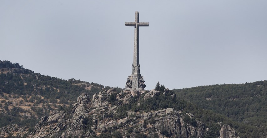 Španjolska oporba protiv premještanja posmrtnih ostataka diktatora Franca