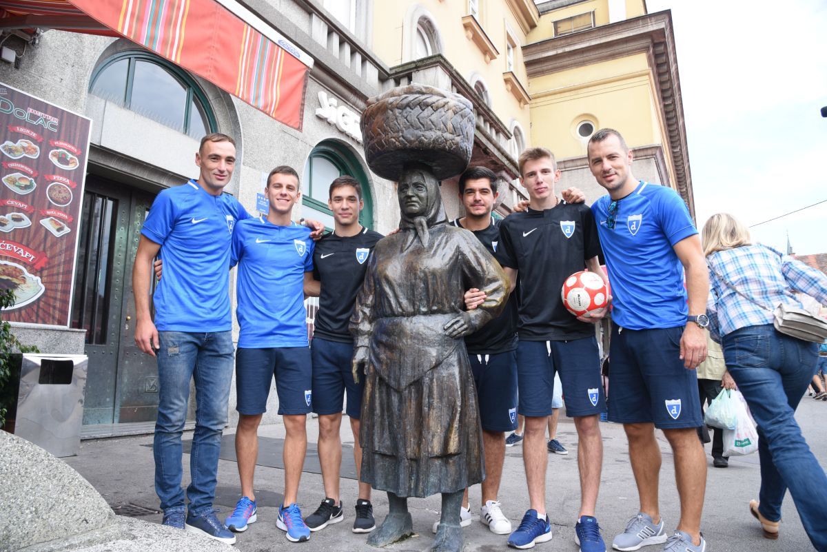 Futsal Dinamo na Dolcu predstavio pojačanje i nove dresove za sezonu