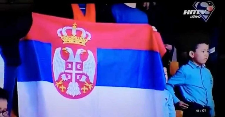 VIDEO Za vrijeme Lijepe naše podignuta zastava Srbije u dalekom Kazahstanu