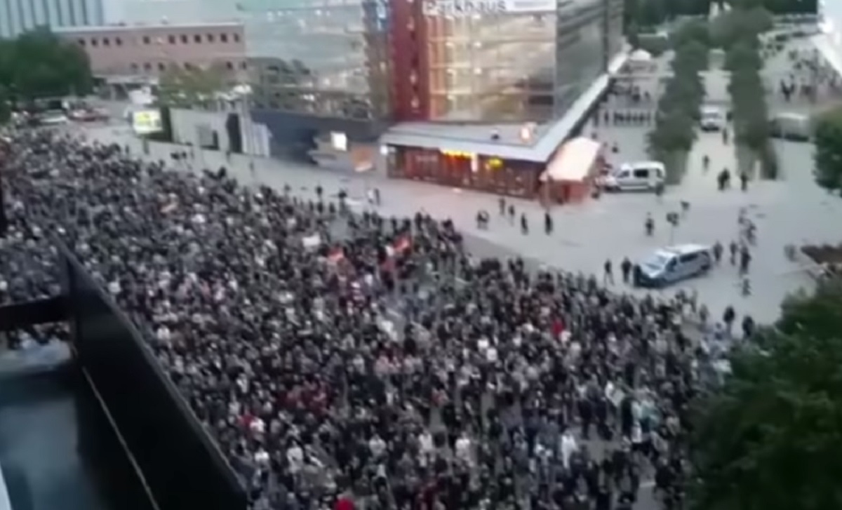 Desničari opet prosvjedovali na ulicama Njemačke, vikali "Otpor"