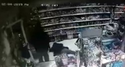 Objavljena snimka ludog mudžahedina iz BiH na kojoj se vidi kako ubija čovjeka