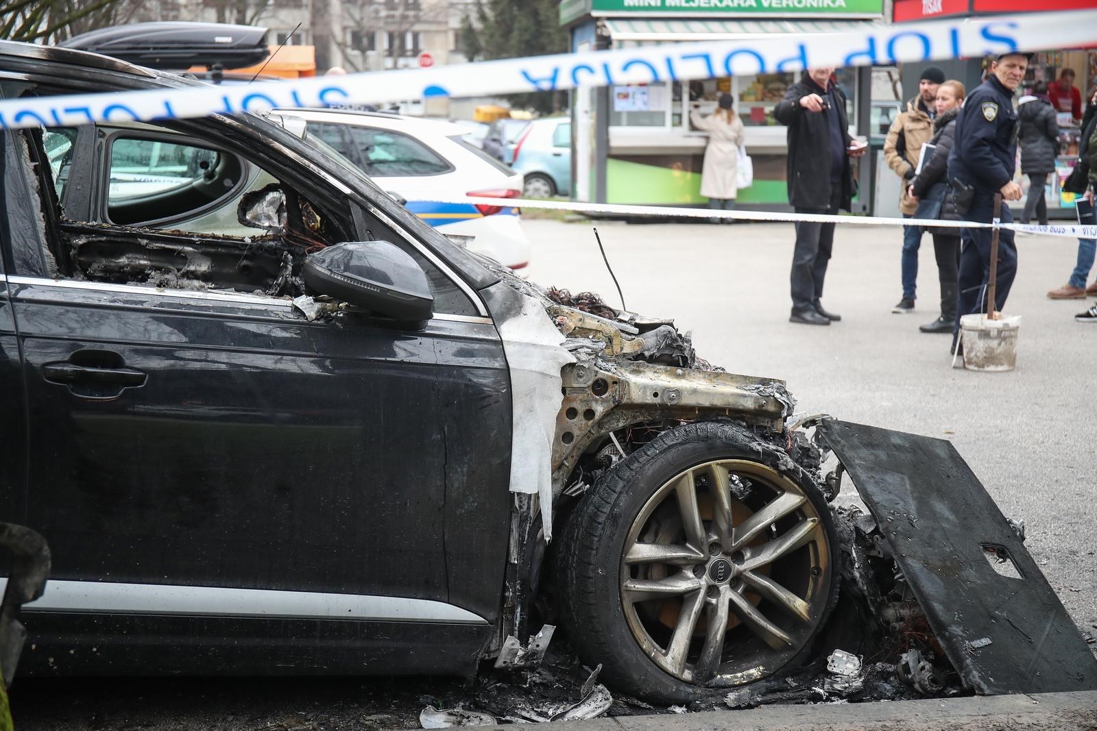 VIDEO Izbio požar na Audiju u Zagrebu, vatra se proširila na još jedan auto