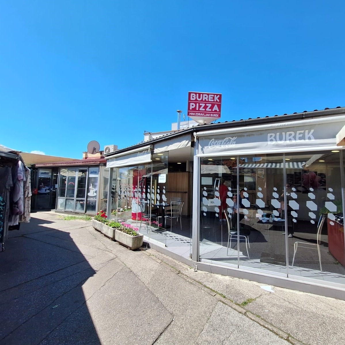 "Najbolji burek u Zagrebu je na placu u Dubravi", kaže jedan lokalac. Provjerili smo