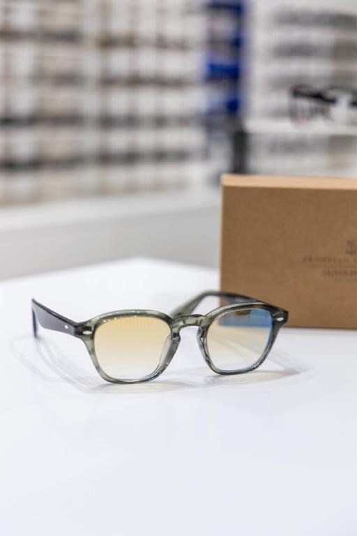 Oliver Peppe - stara cijena 459,00 €, nova cijena 321,30 €