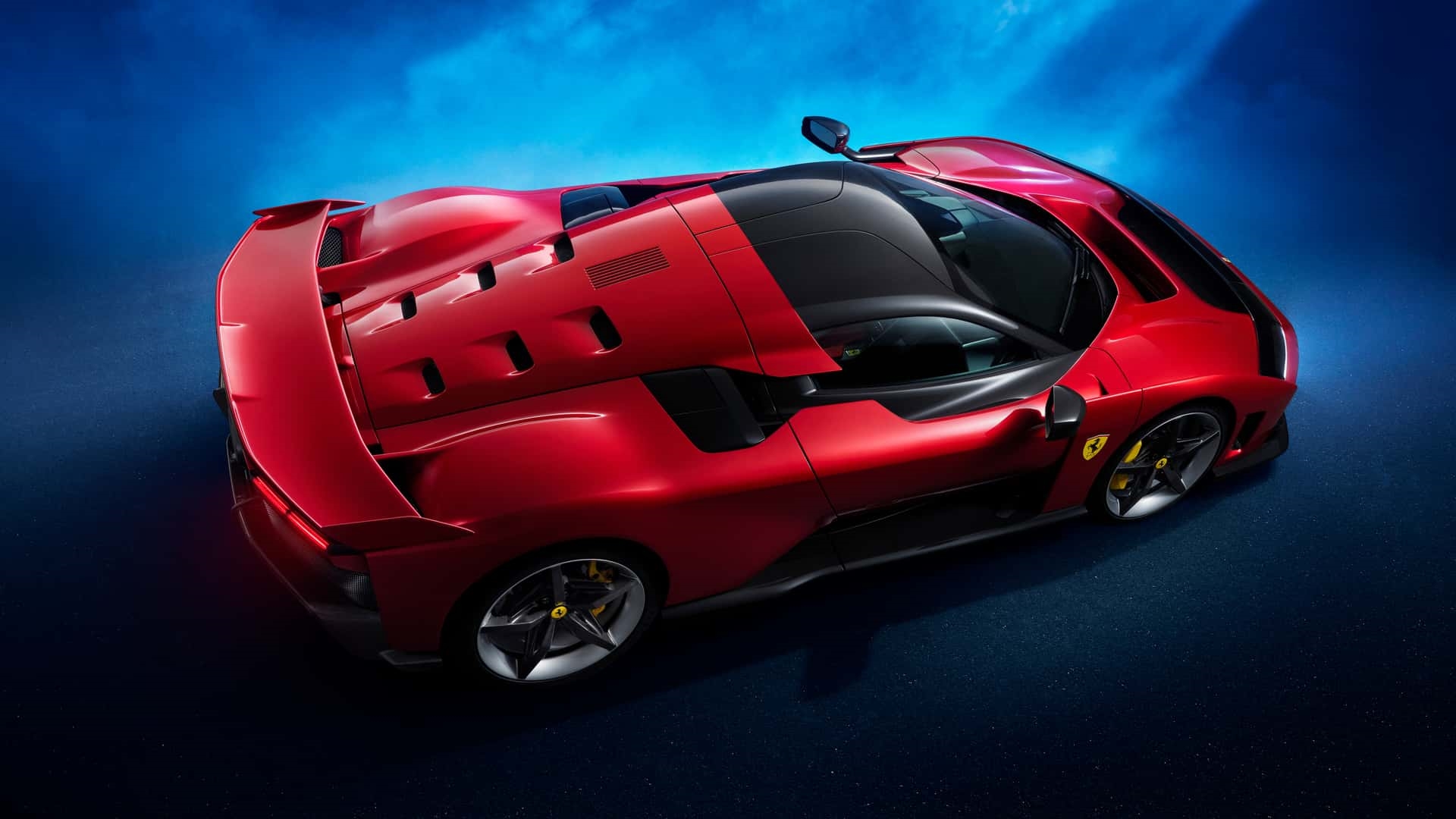 Najnoviji Ferrari je trebao imati samo jedno sjedalo