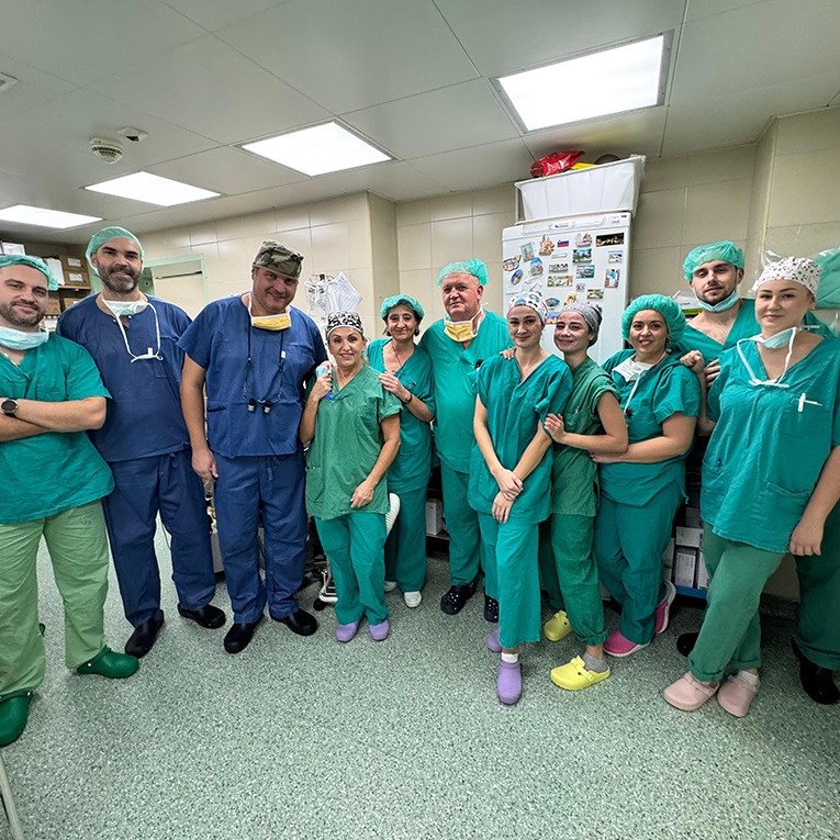 Splitski tim koji je ugradio po prvi put najnoviji biološki zalizak 