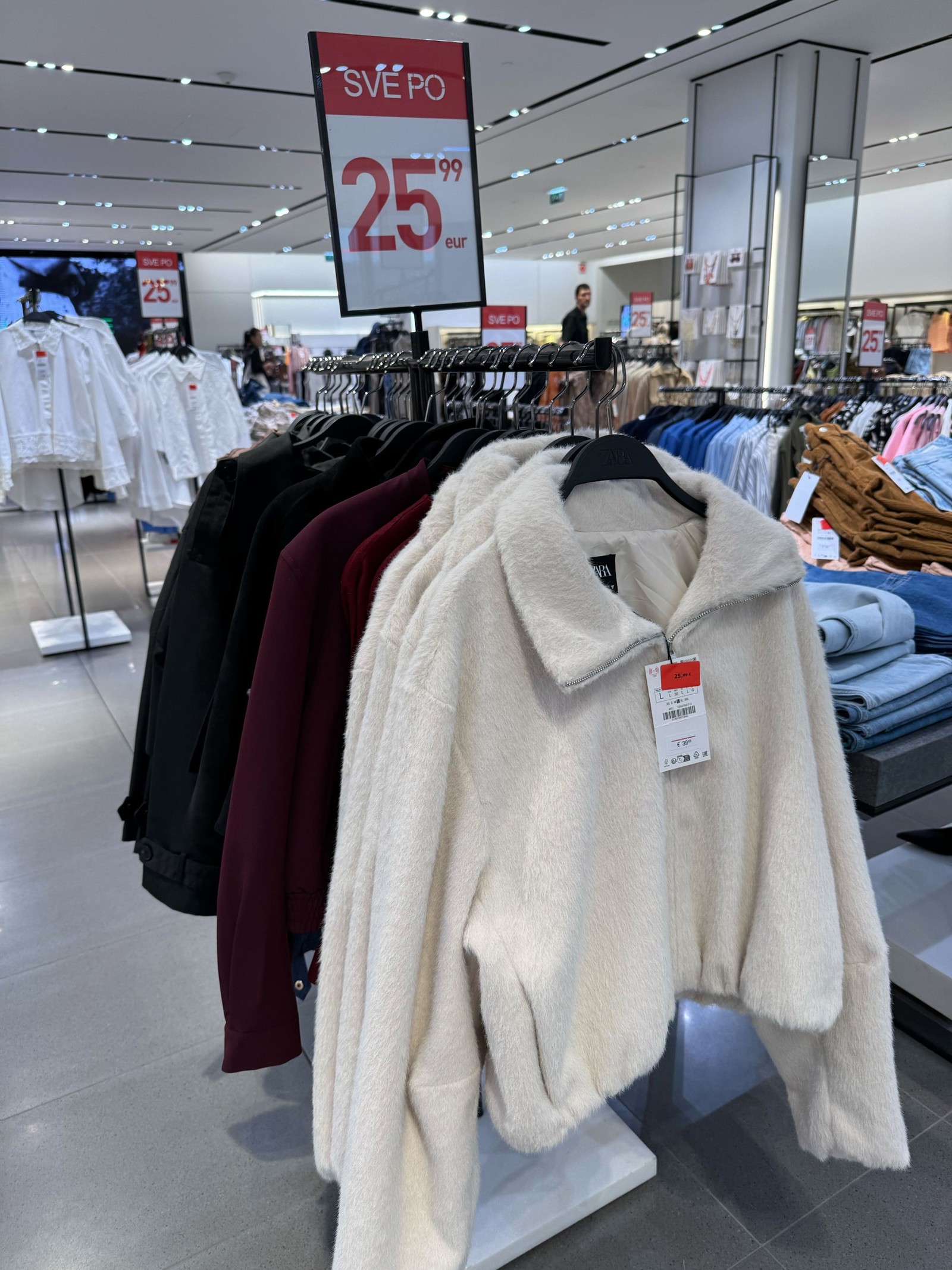Zara CCW