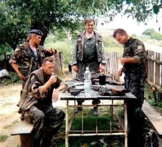 Ulazak u Glinu i čuvanje hrvatske granice kod Velike Kladuše.