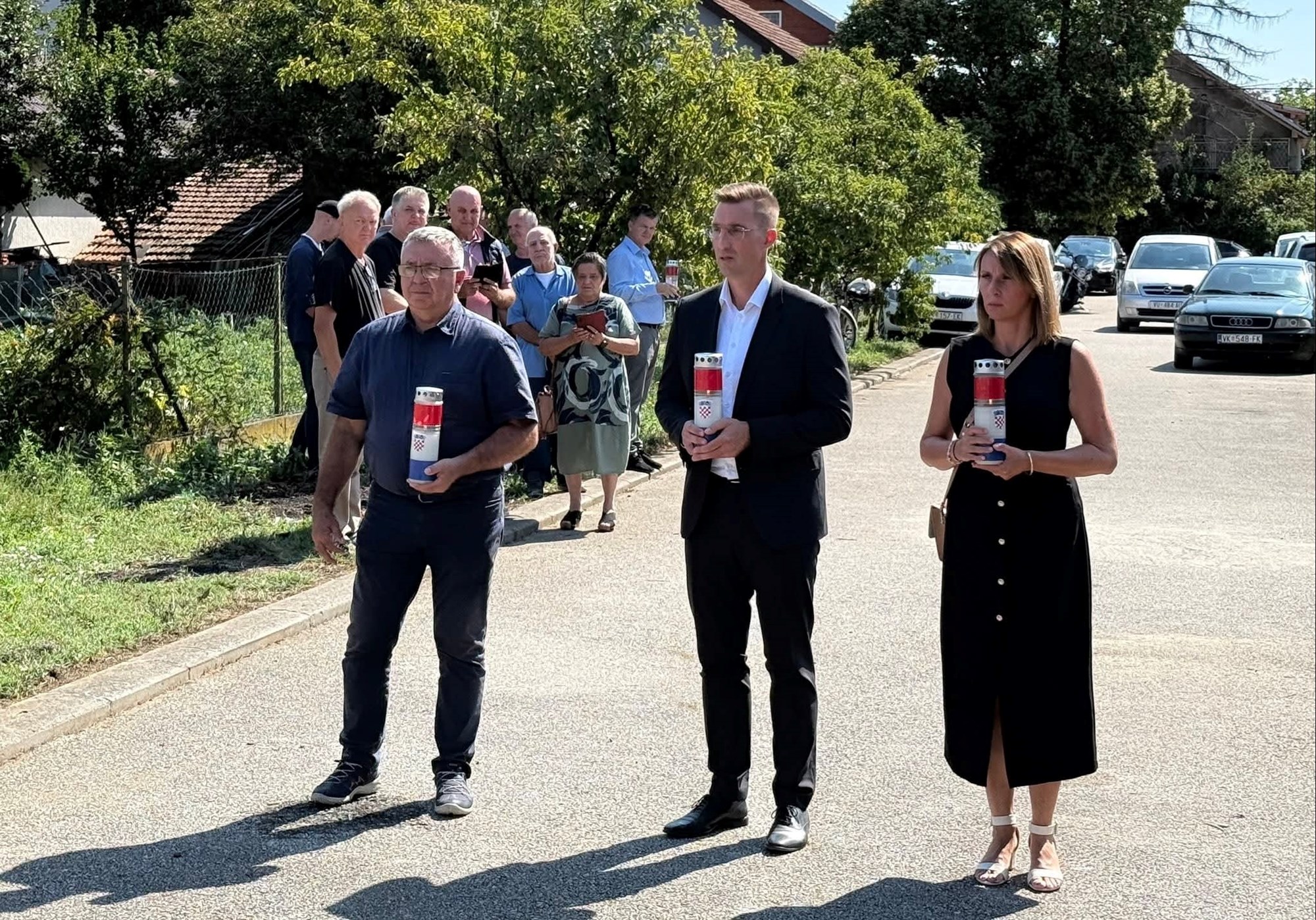 U Vinkovcima obilježena komemoracija. "Ovdje su 1945. ubijeni nevini građani"