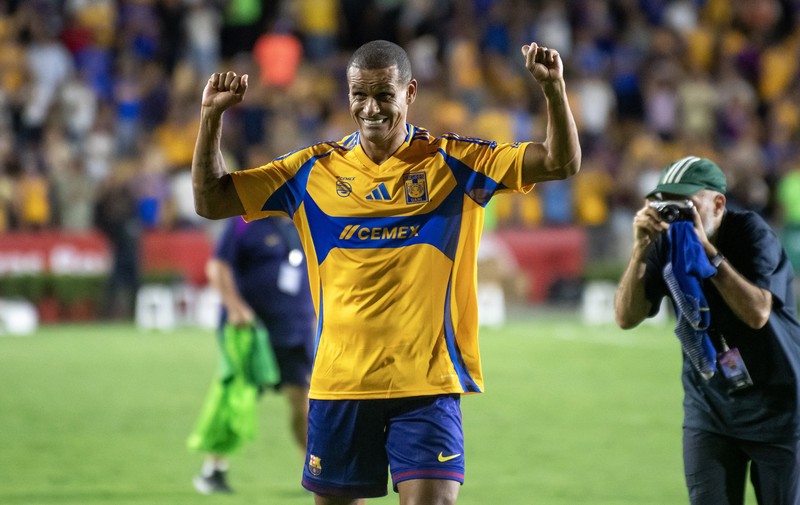 30. Rivaldo