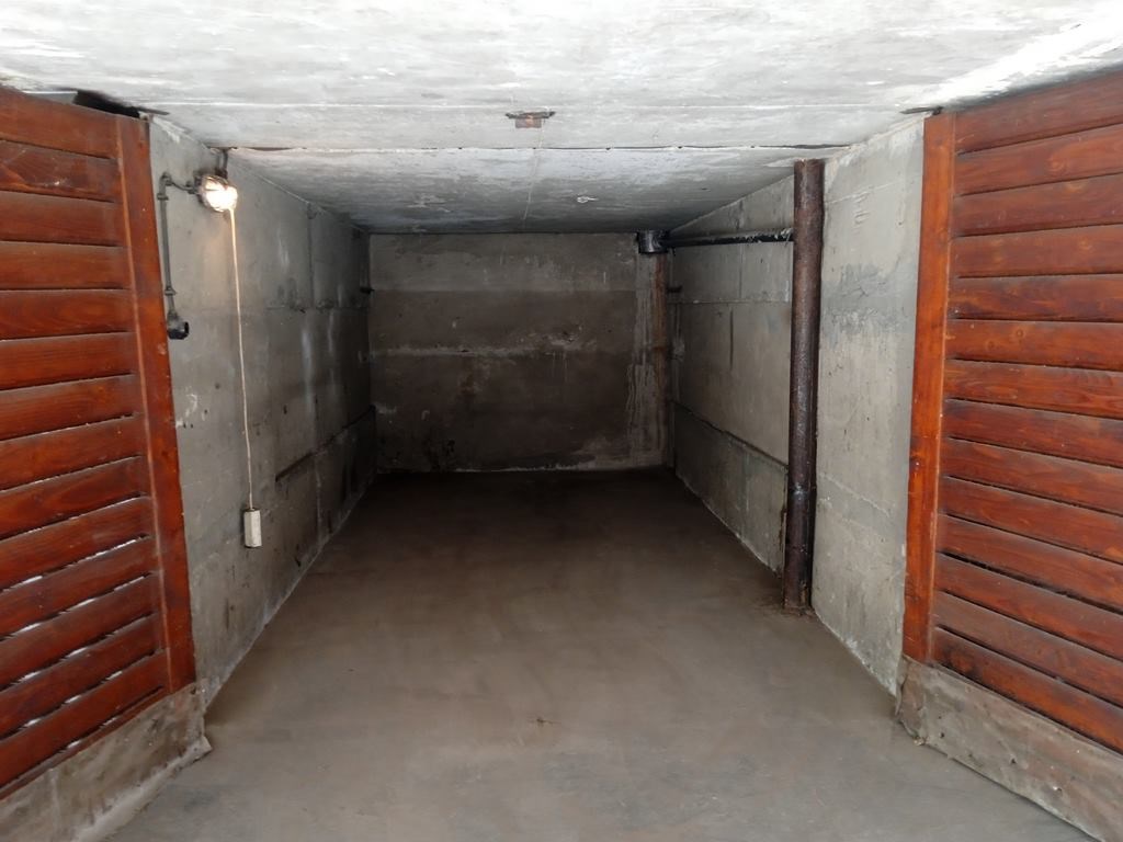 Grad:
ZAGREB
Adresa:
KNEZA DOMAGOJA 10
Površina (m2):
12,00
Položaj nekretnine:
garaža br. 28
Početna mjesečna neto zakupnina:
37,20 EUR
Jamčevina:
111,60 EUR
Predložena djelatnost:
garaža
Razred oznaka en. certfikata:
/
Datum i vrijeme pregleda poslovnih prostora:
13.10.2025. 11:00 – 11:15