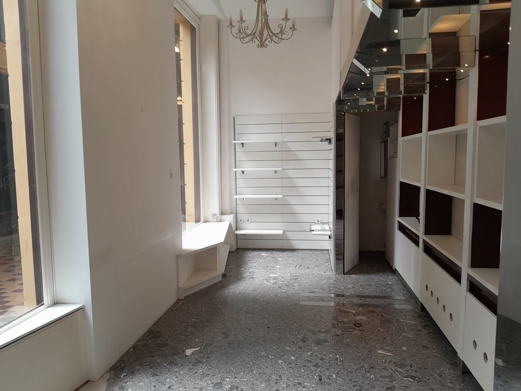 Grad:
ZAGREB
Adresa:
ILICA 5
Površina (m2):
21,76
Položaj nekretnine:
prizemlje ulične zgrade
Početna mjesečna neto zakupnina:
559,23 EUR
Jamčevina:
1.677,69 EUR
Predložena djelatnost:
dopuštene propisima (izuzev pružanja usluge smještaja)
Razred oznaka en. certfikata:
F/B
Datum i vrijeme pregleda poslovnih prostora:
14.10.2025. 09:30 – 10:00