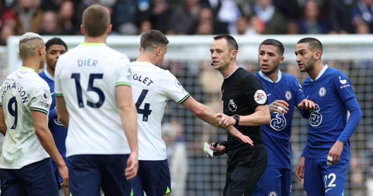 Stuart Atwell - Luton Town