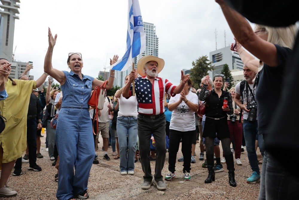 Veselje i slavlje u Tel Avivu