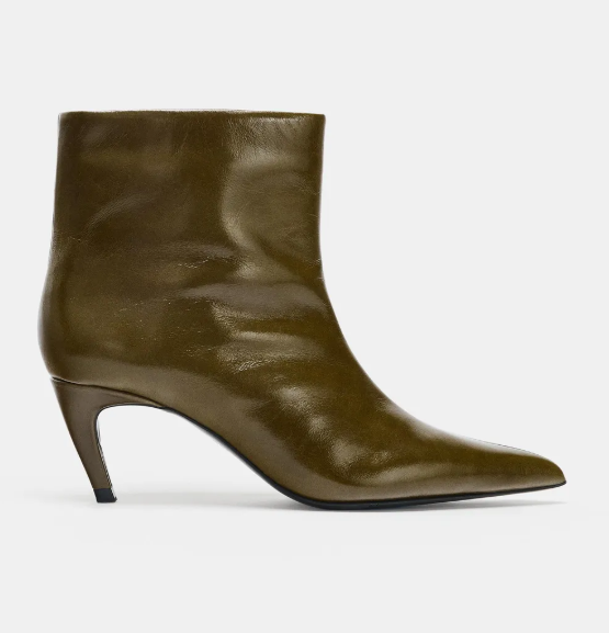 Zara, Leather Curved Heel Ankle Boots (90 eura)