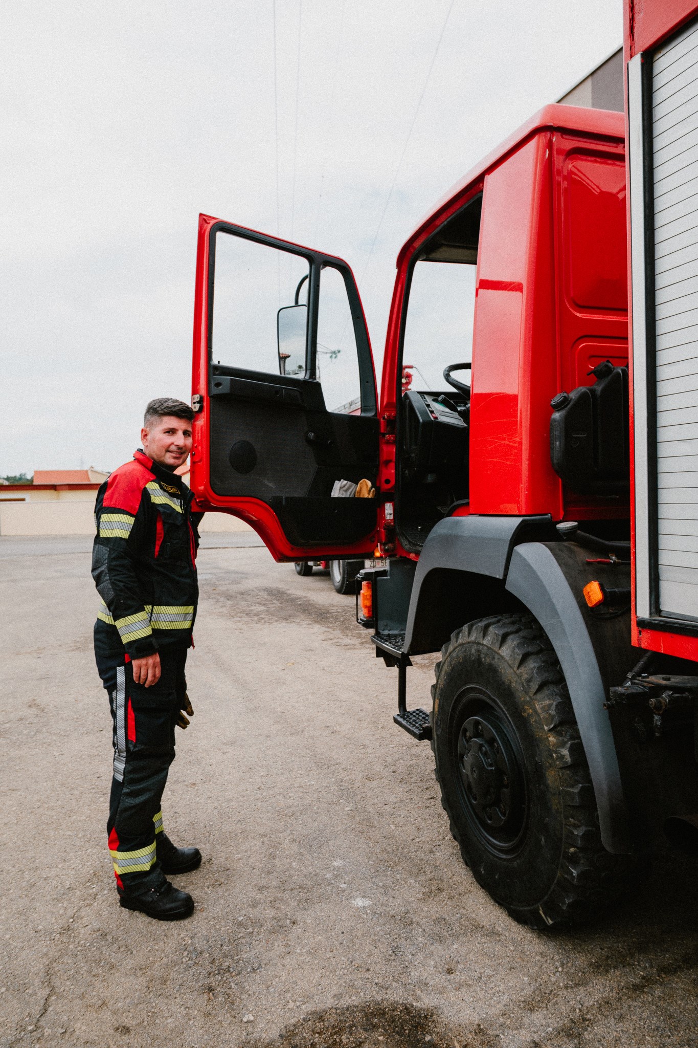 Joško Jurlina uz šumsko vozilo