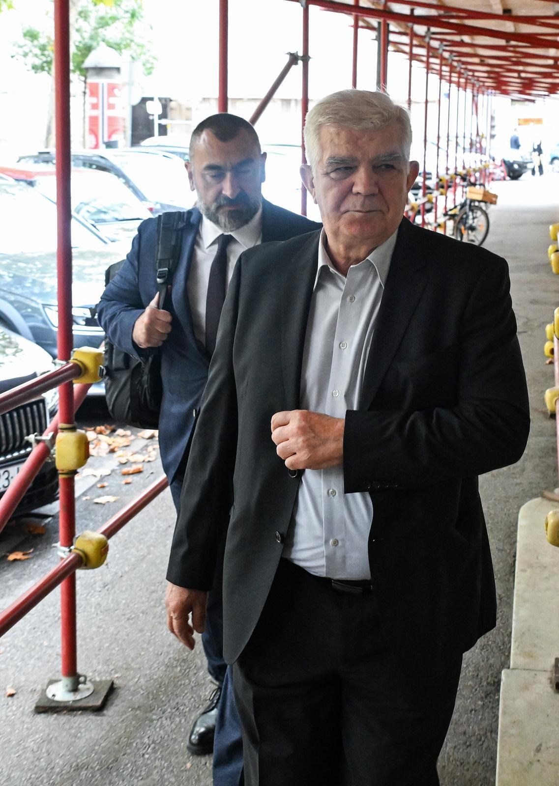 Na fotografiji je Alojzije Pandžić.