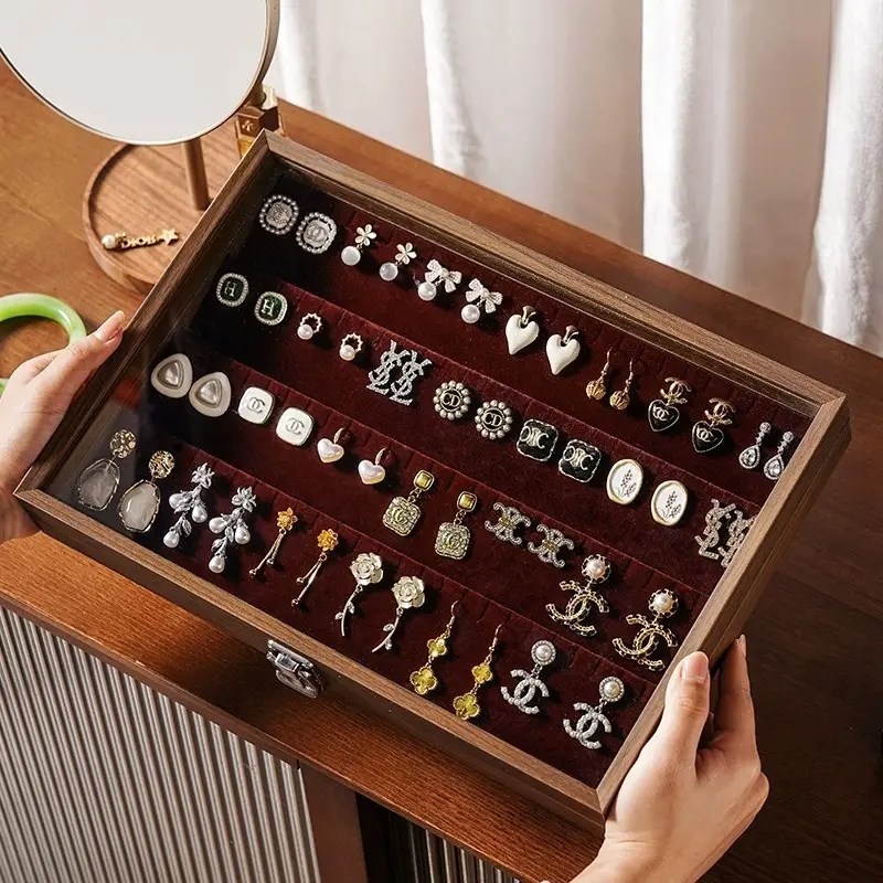 Kutija za nakit, akcijska cijena 26.89 eura