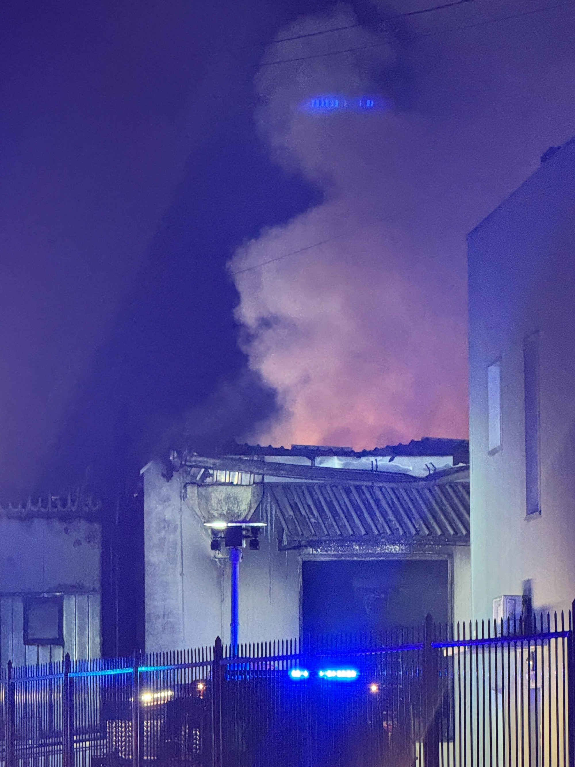 Lokaliziran požar u Svetoj Nedelji: "Tu i tamo se još zapale gume do kojih ne možemo"