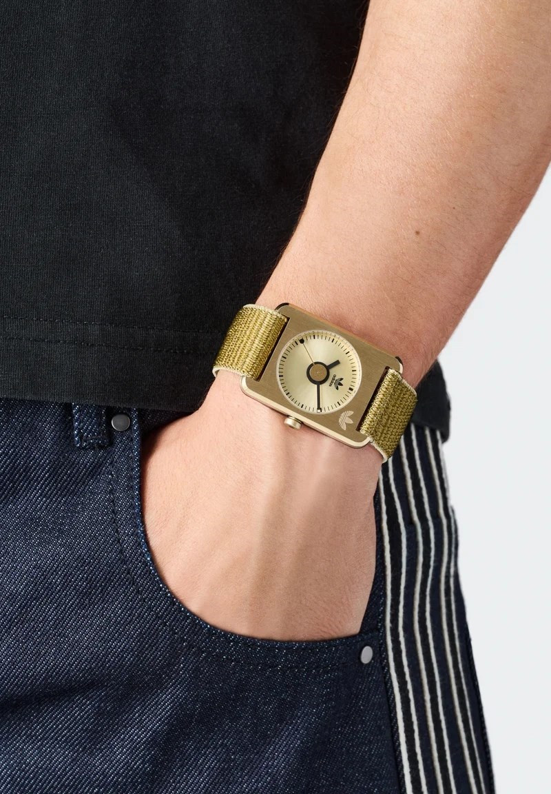 adidas Originals
RETRO POP ONE - Ručni sat
Prvotno:
109,00 € -65%

Posljednja najniža cijena:
54,50 € -30%