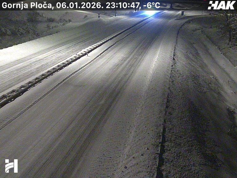 Autocesta A1 zatvorena zbog orkanskog vjetra i mećave