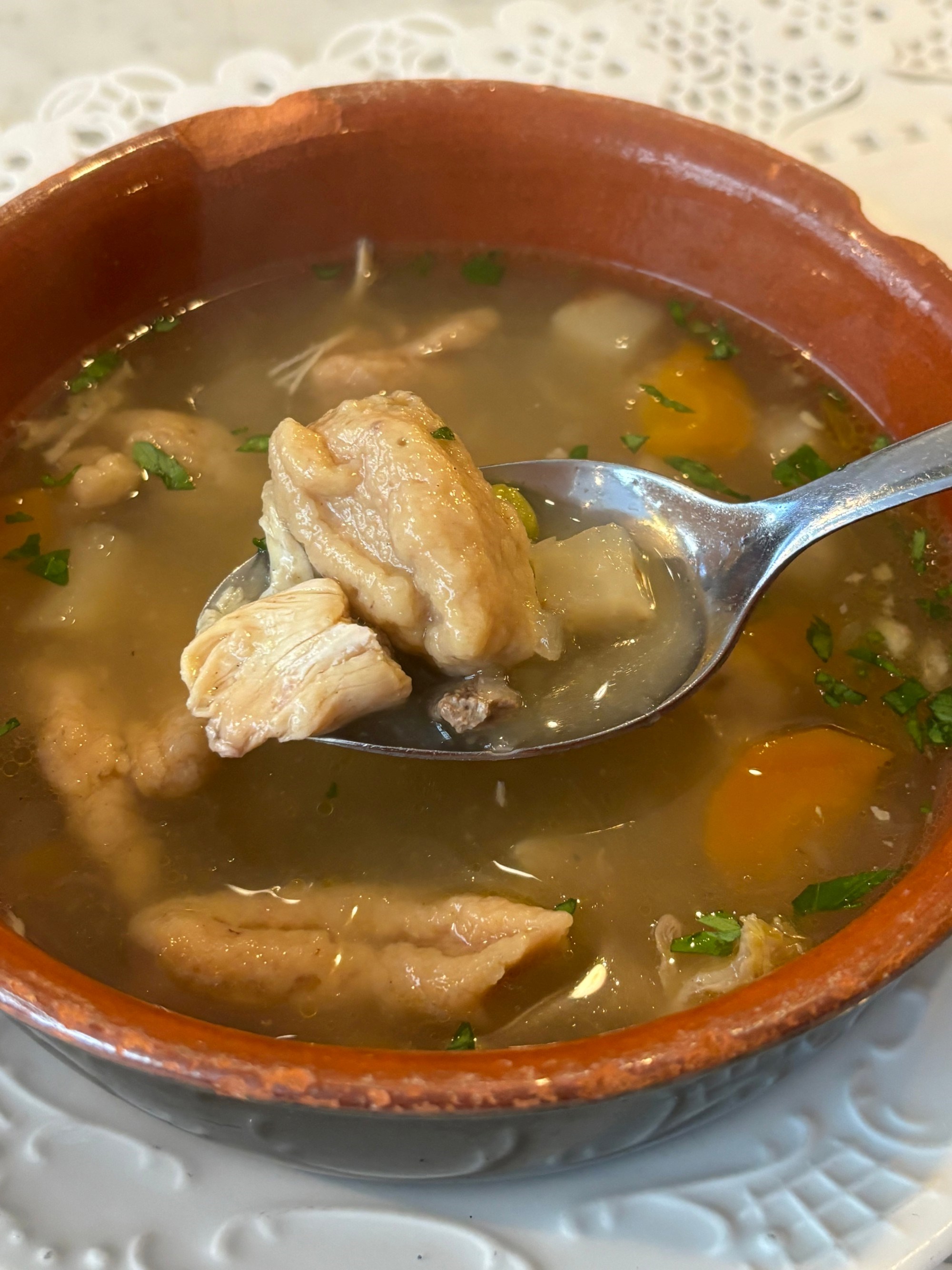 U ovom malom lokalu pojela sam odličan gablec. Nude prava, starinska jela