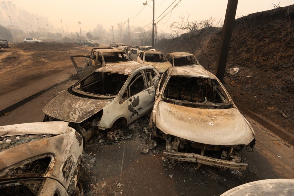 FOTO Požari u Čileu odnijeli 19 života, masovne evakuacije stanovnika