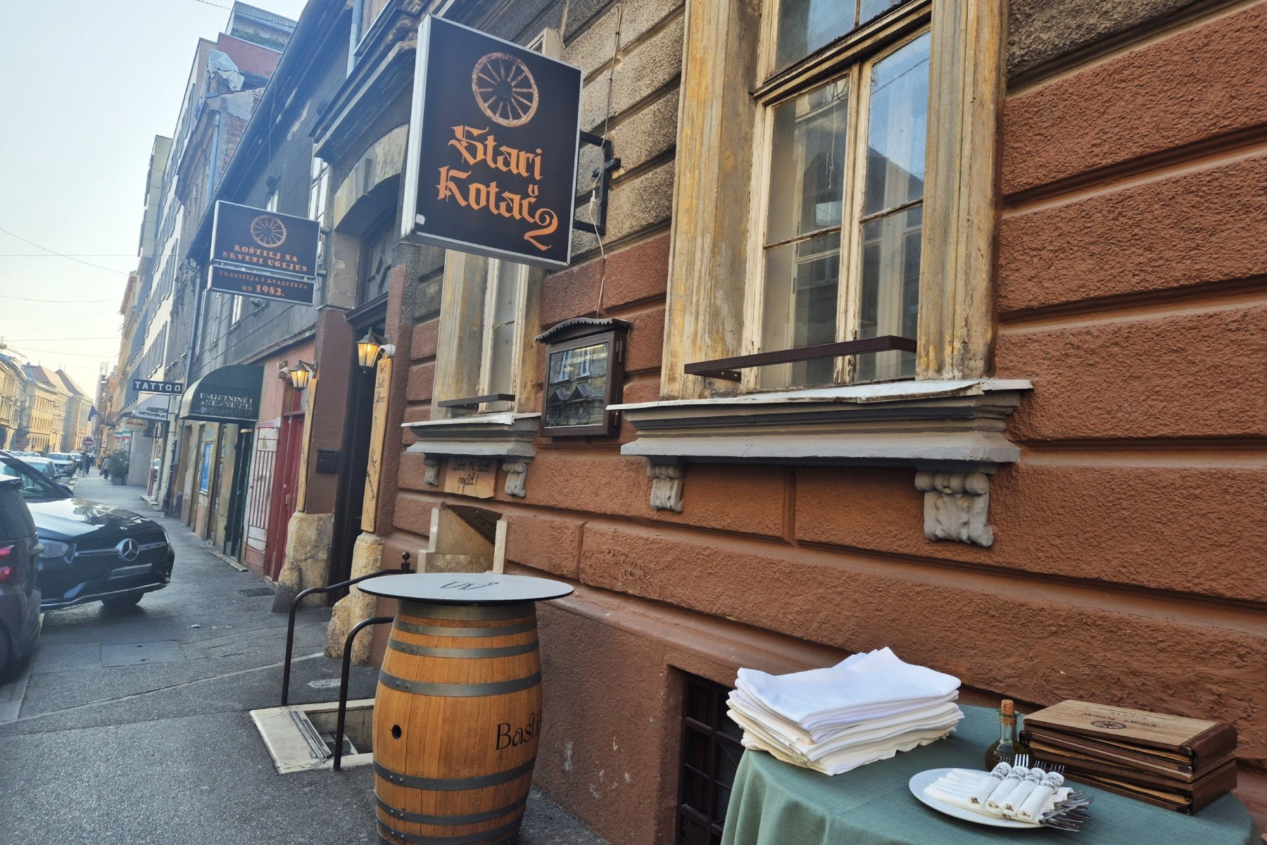 Imaju najbolji roštilj u Zagrebu. Bez rezervacije nema šanse da ulovite slobodan stol