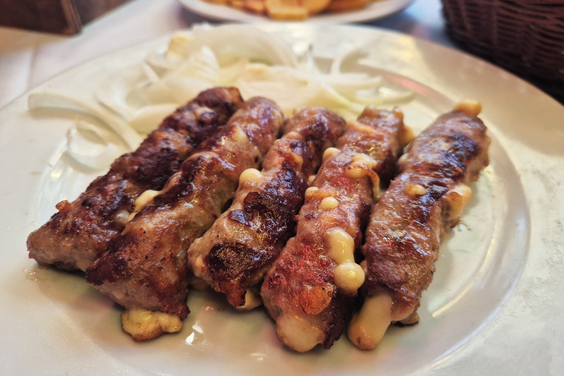 Imaju najbolji roštilj u Zagrebu. Bez rezervacije nema šanse da ulovite slobodan stol