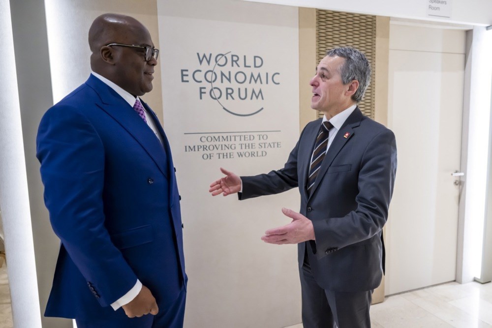 Predsjednik Demokratske Republike Konga Felix Antoine Tshisekedi Tshilombo razgovara sa švicarskim ministrom vanjskih poslova Ignaziom Cassisom.