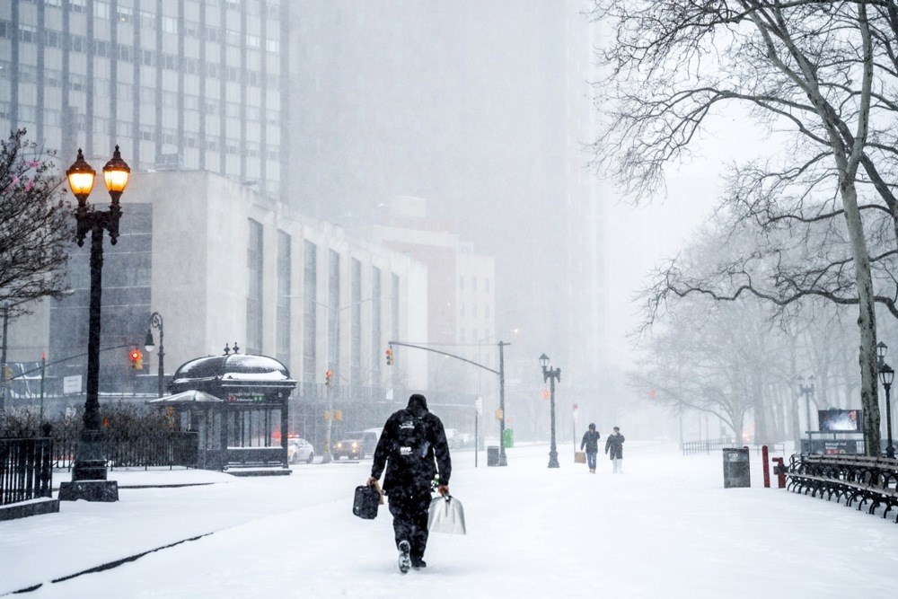 FOTO Snježna oluja u SAD-u, raste broj mrtvih. Izvanredno stanje u dvadesetak država