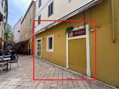 ADAR
Adresa:
STOMORICA 5
Površina (m2):
43,00
Položaj nekretnine:
prizemlje ulične zgrade