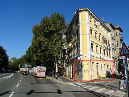 RIJEKA
Adresa:
PODMURVICE 1, 1A - ZVONIMIROVA 2
Površina (m2):
92,61
Položaj nekretnine:
prizemlje ulične zgrade
Početna mjesečna neto zakupnina:
1.185,41 EUR