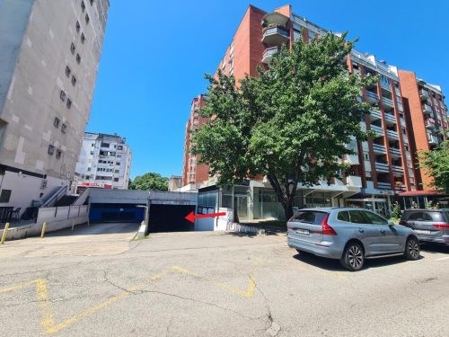 ZAGREB
Adresa:
RADAUŠEVA BB
Površina (m2):
14,70
Položaj nekretnine:
garaža br. 44