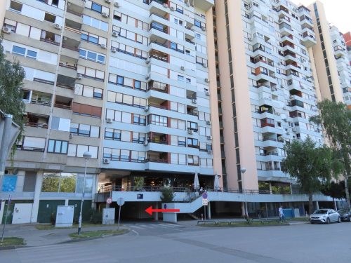 ZAGREB
Adresa:
BOŽIDARA MAGOVCA BB
Površina (m2):
16,00
Položaj nekretnine:
garaža br. 44