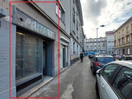 ZAGREB
Adresa:
NAD LIPOM 4A
Površina (m2):
13,16
Položaj nekretnine:
prizemlje ulične zgrade