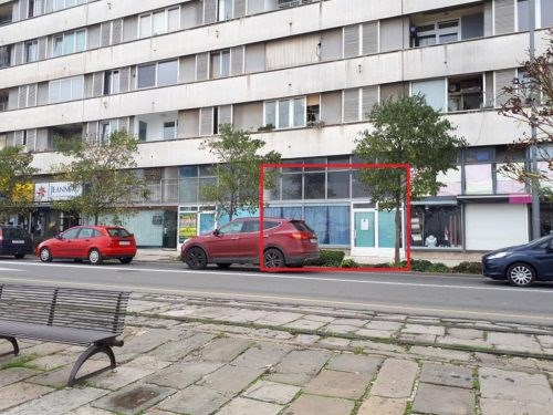 PULA
Adresa:
RIVA 14 / SV. IVANA 3
Površina (m2):
71,87
Položaj nekretnine:
prizemlje i galerija ulične zgrade
Početna mjesečna neto zakupnina:
1.563,43 EUR
Jamčevina:
4.690,29 EUR