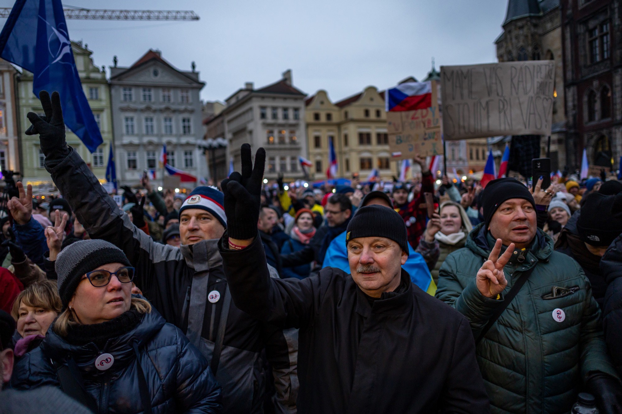 Česi izašli na ulice zbog liberalnog predsjednika. Pogledajte fotografije iz zraka