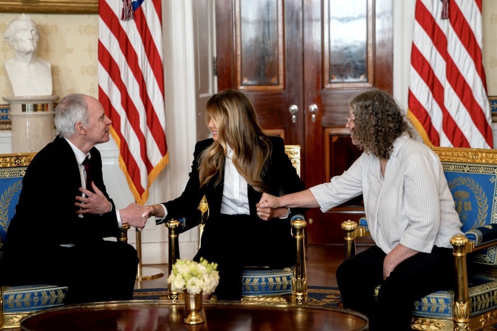 Melaniju Trump pitali zašto Ghislaine Maxwell dobiva povlašten tretman u zatvoru