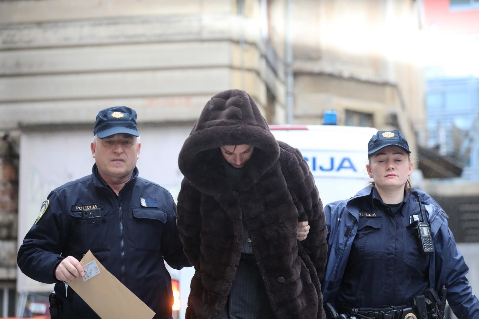 FOTO Maneken DiCaprio i partnerica u lisicama dovedeni u USKOK