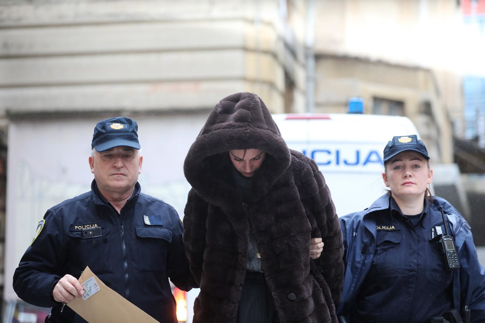 FOTO Maneken DiCaprio i partnerica u lisicama dovedeni u USKOK