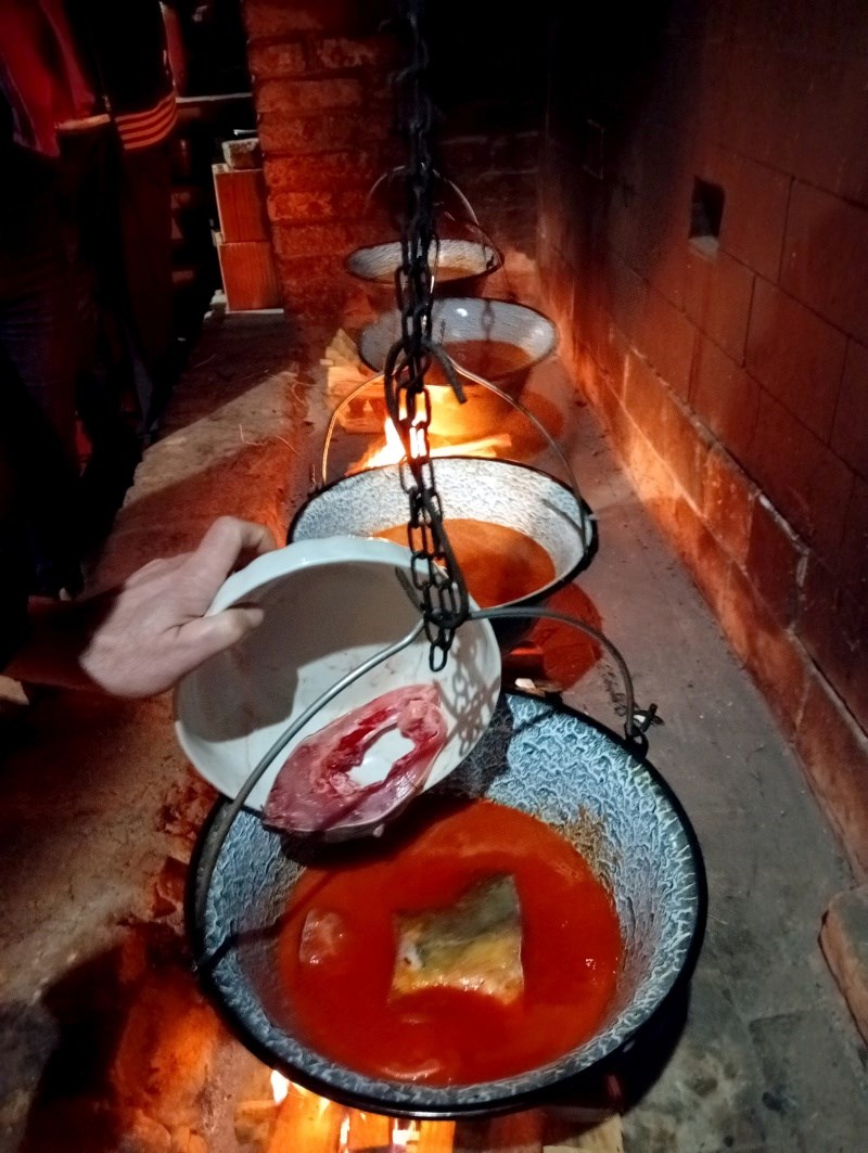 Bili smo u vinariji i restoranu u Baranji - gdje gosti mogu skuhati svoj fiš-paprikaš