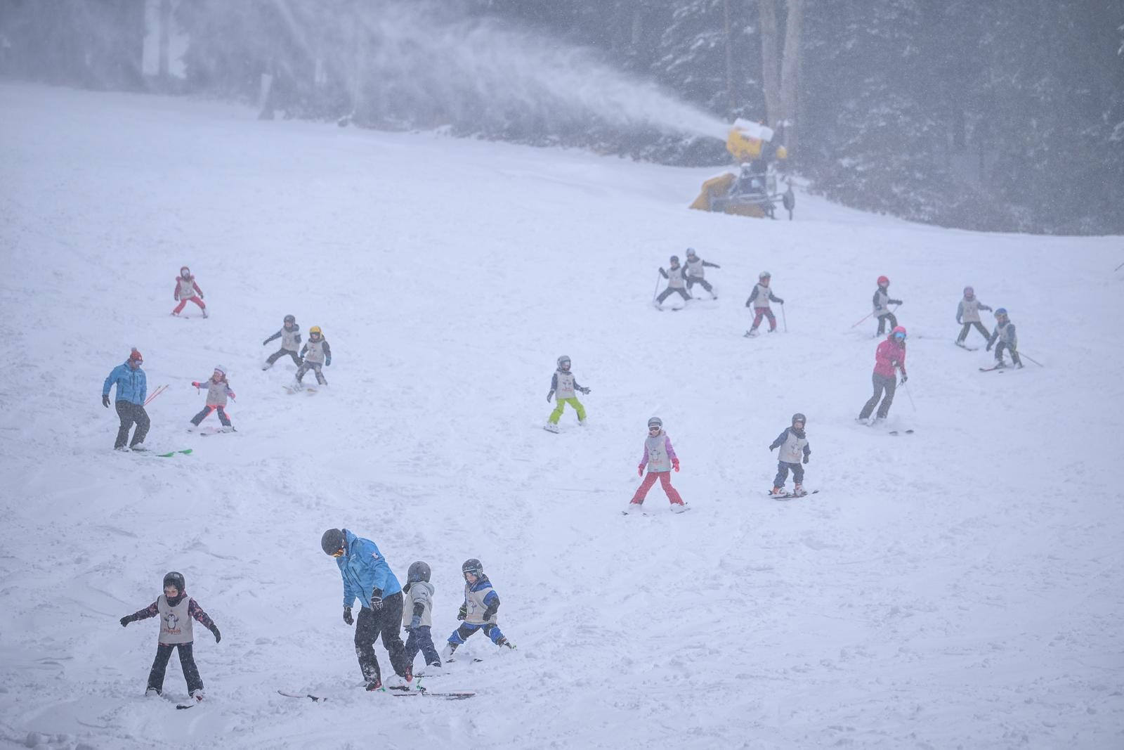 FOTO Na Sljemenu je pao snijeg