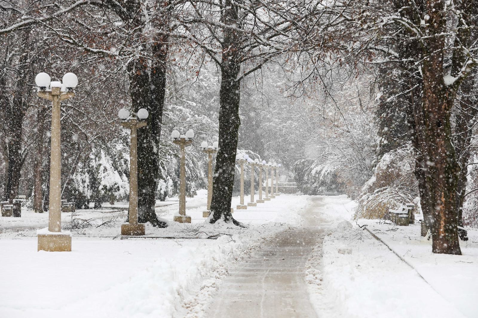 VIDEO I FOTO U Mariboru proglašeno izvanredno stanje, problemi diljem Slovenije