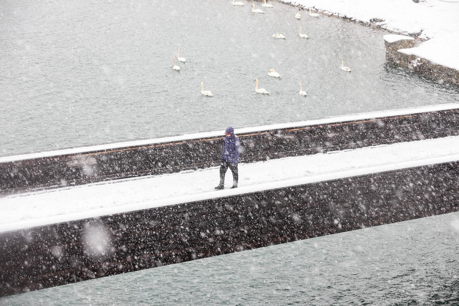 VIDEO I FOTO U Mariboru proglašeno izvanredno stanje, problemi diljem Slovenije
