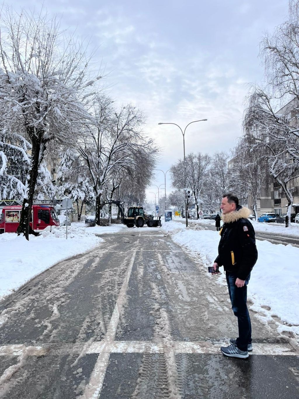 U Varaždinu palo 25 cm snijega, padala su stabla. "Očistili smo 270 km cesta"
