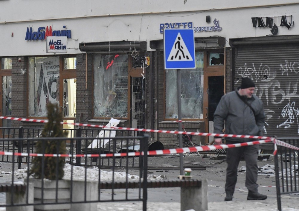 U Lavovu ubijena policajka, 24 ranjenih. Zelenski: Rusija napadače regrutirala online