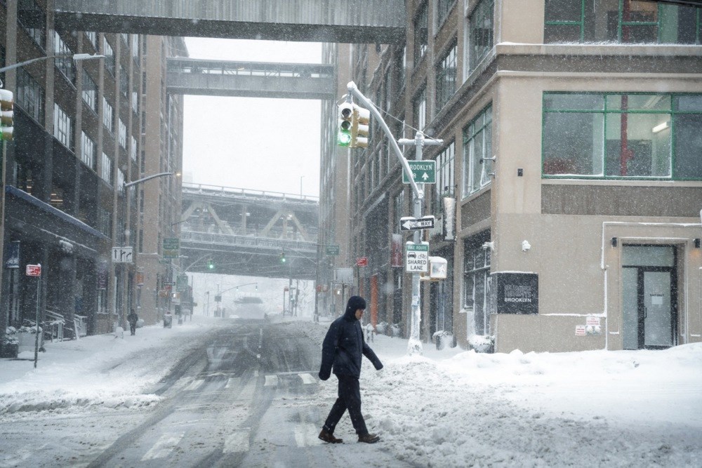 FOTO New York je zameo snijeg
